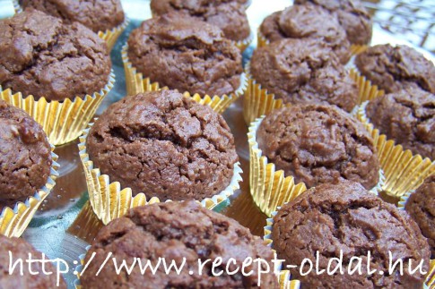 csokis-muffin-21-032-dd.jpg